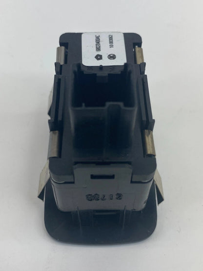 09-14 VOLKSWAGEN ROUTAN REAR RIGHT SLIDING DOOR POWER WINDOW SWITCH 68020400AC