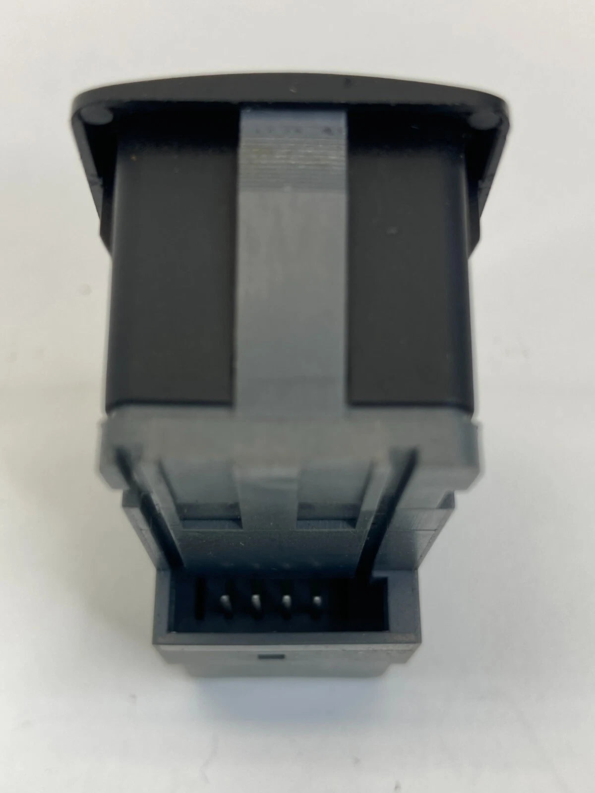 2004-2007 BMW 530I 06-10 550I SOS EMERGENCY CALL PUSH BUTTON SWITCH 6918478-03