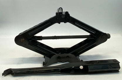 2012-2018 FORD FOCUS SPARE TIRE JACK LUG WRENCH ASSMBLY DM53-17080-AA OEM