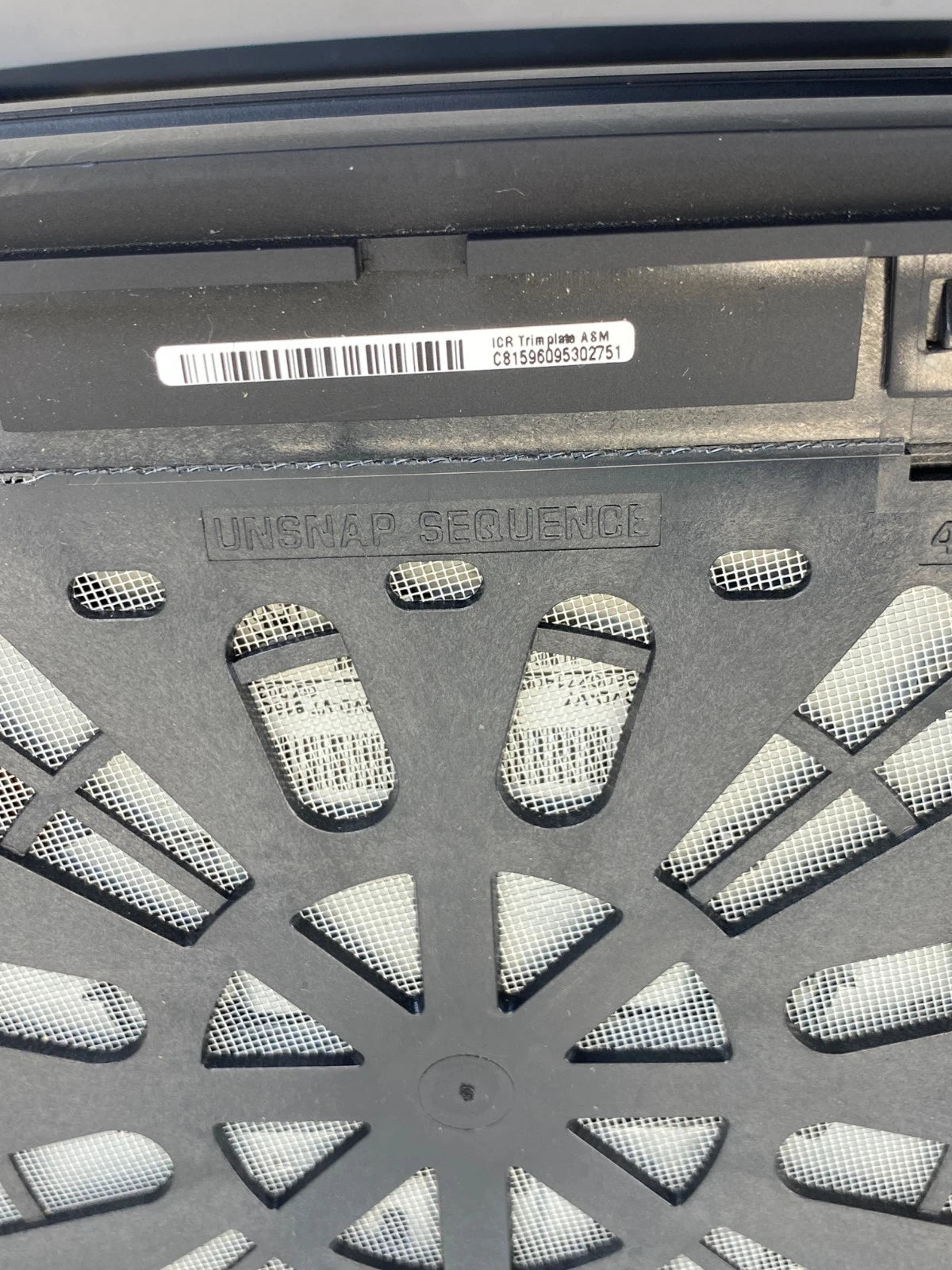2013 2014 BUICK ENCLAVE CHEVY TRAVERSE RADIO CD DVD DISPLAY SCREEN 23130125 OEM