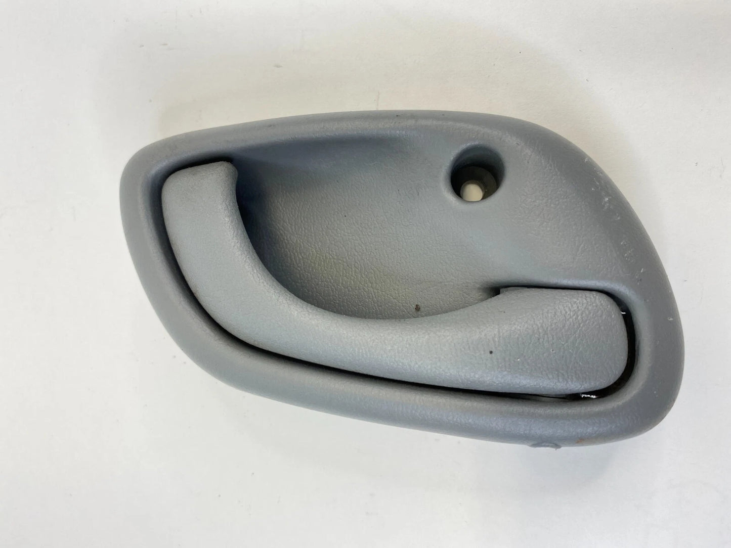 2003-2005 SUZUKI GRAND VITARA REAR RIGHT PASSENGER INSIDE INNER DOOR HANDLE OEM