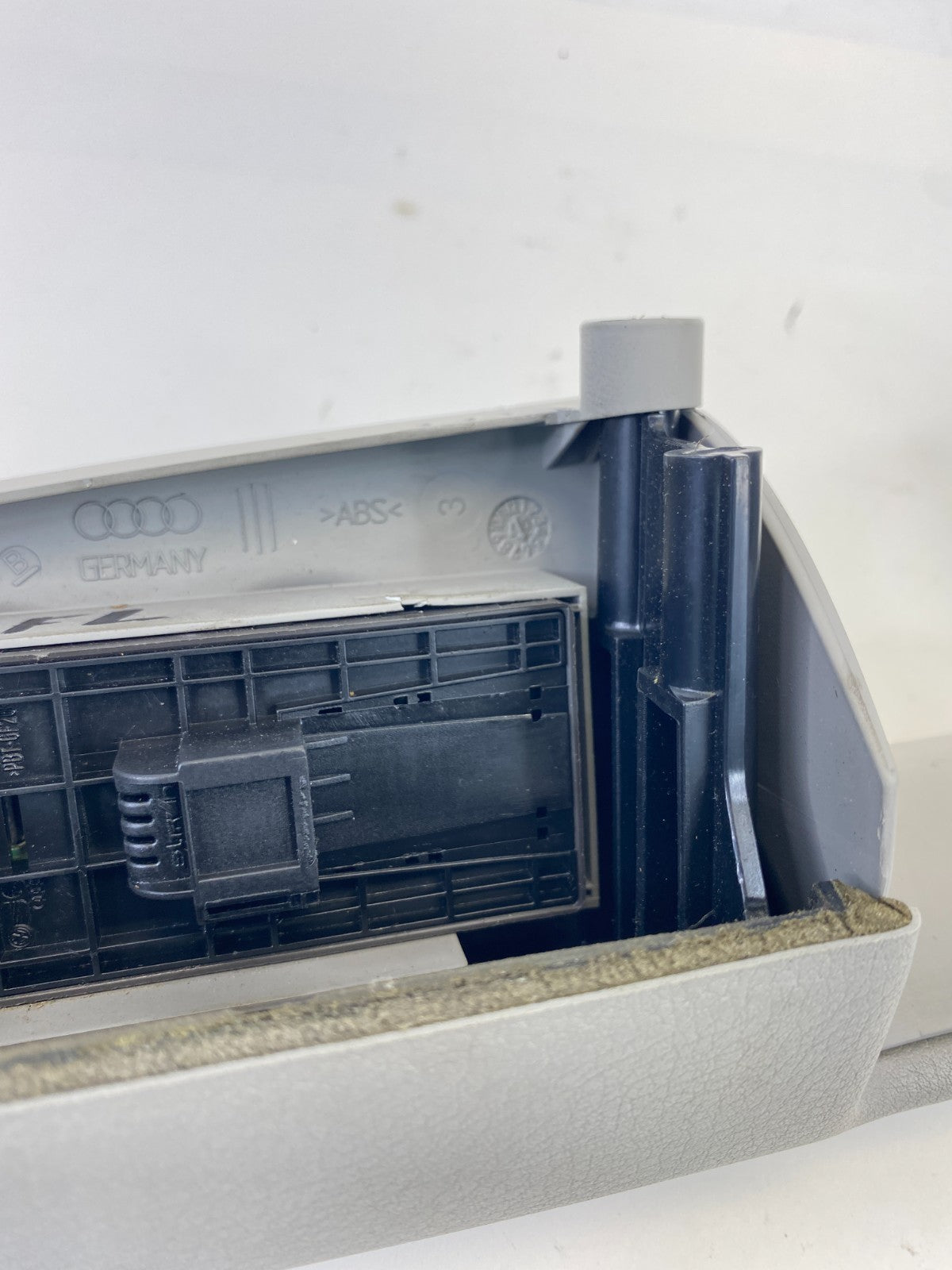 2002-2008 Audi A4 Front Left Master Window Switch W/ Door Armrest Pull Handle