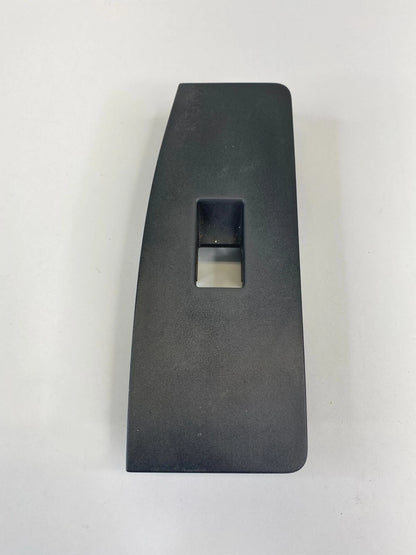 2010-2012 FORD TAURUS FRONT RIGHT DOOR WINDOW SWITCH COVER BEZEL AG13-14B132 OEM