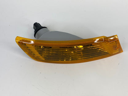 2005-2007 Jeep Liberty Right Passenger Side Turn Signal Marker Light Lamp