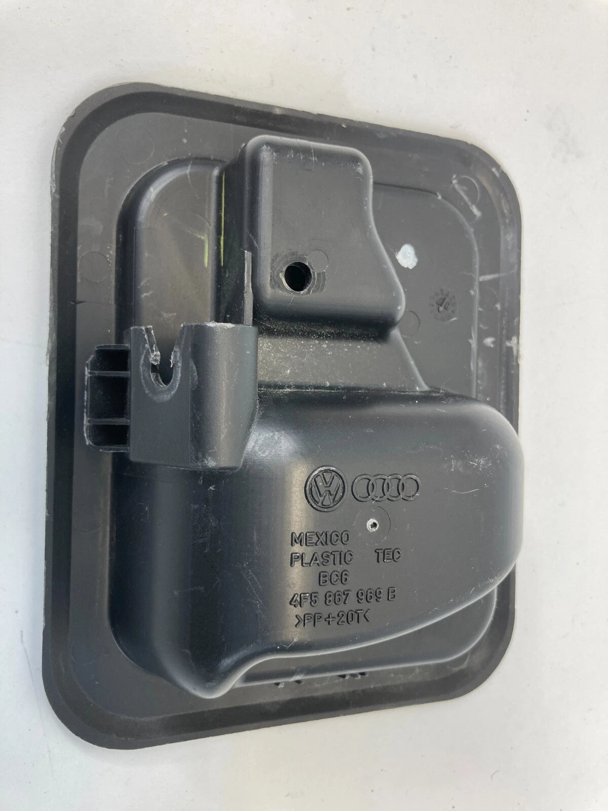2006-2018 AUDI A6 REAR INTERIOR TRUNK LID RELEASE PULL HANDLE 4F0-867-969-B OEM