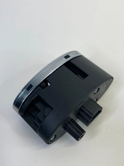 2003-2006 MERCEDES-BENZ E500 TRUNK RELEASE CONTROL SWITCH 211-821-11-51 OEM