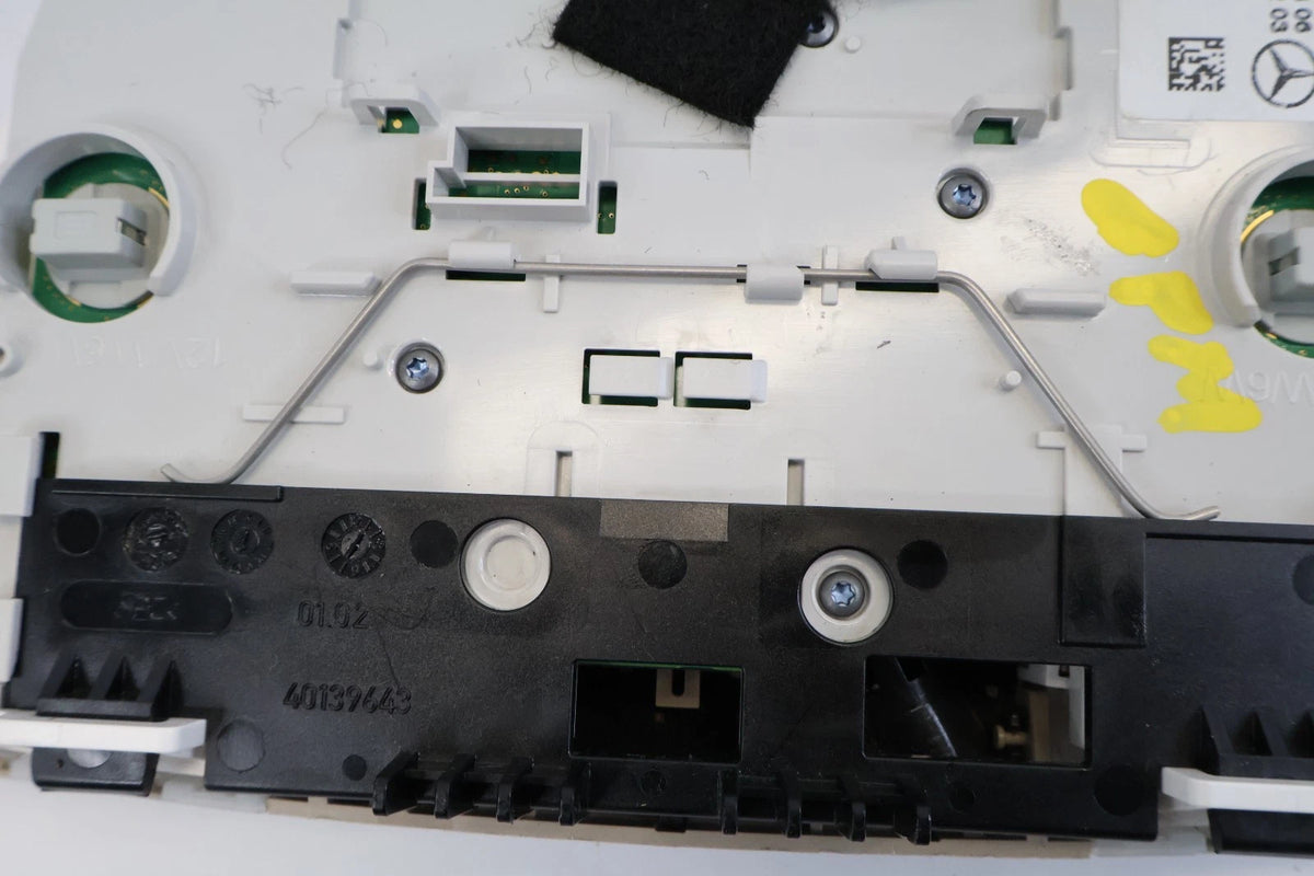 2014-2016 MERCEDES-BENZ E350 FRONT OVERHEAD CONSOLE DOME MAP LIGHT W/SWITCH OEM