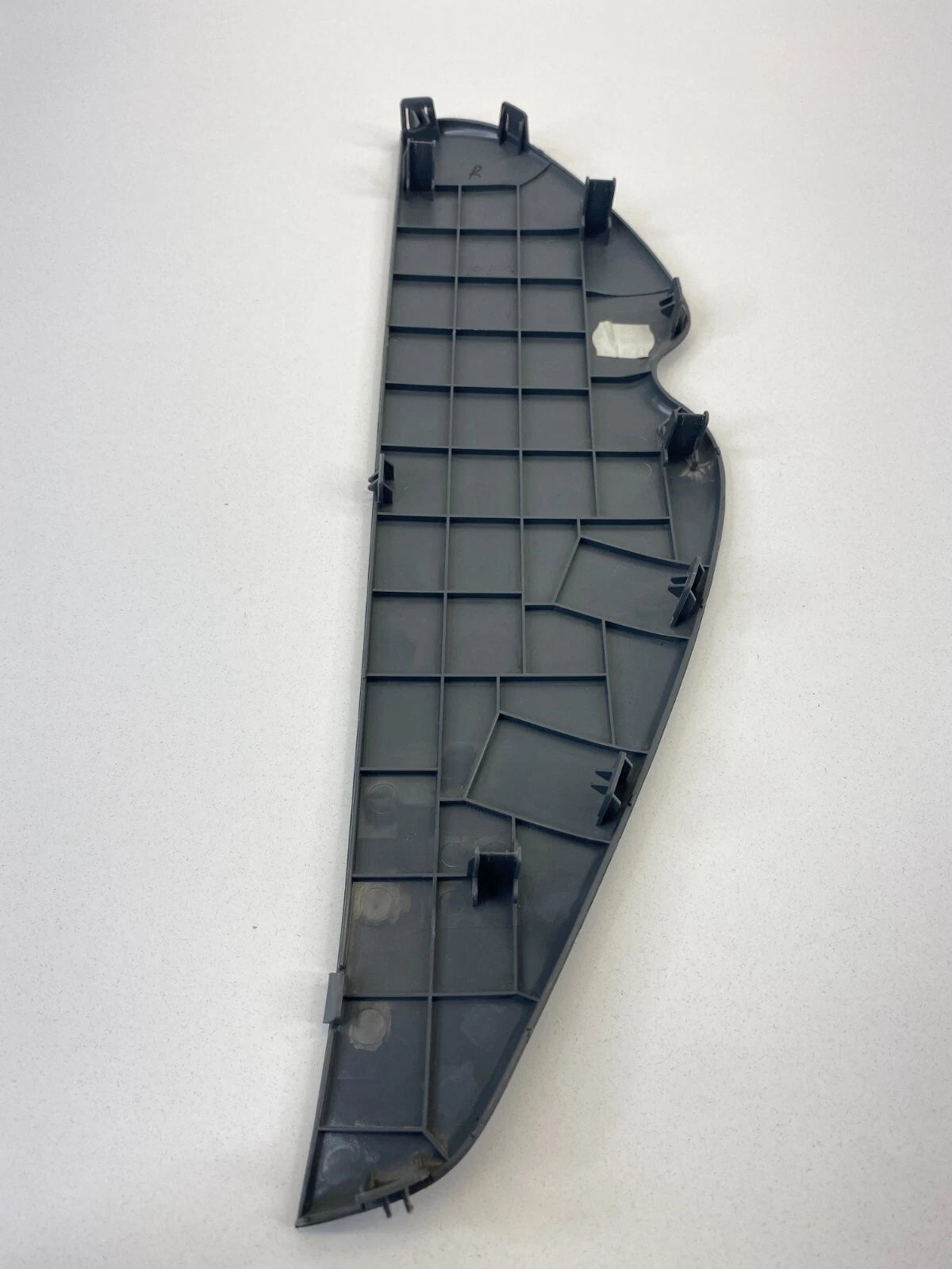03-08 HONDA PILOT DASH RIGHT PASSENGER SIDE END CAP COVER INSERT 77211S9VA0110M1