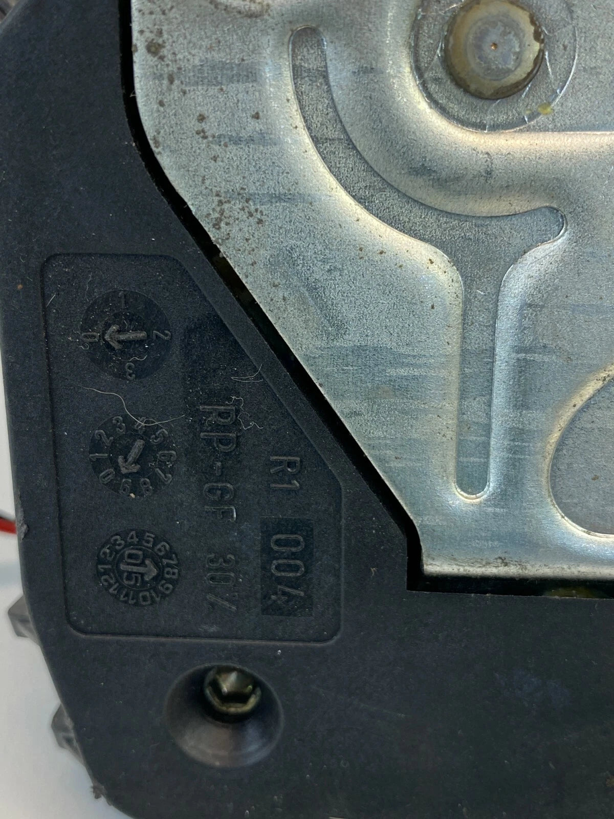 2006 2007 MERCEDES-BENZ C280 FRONT RIGHT SIDE DOOR LOCK LATCH RELEASE ACTUATOR