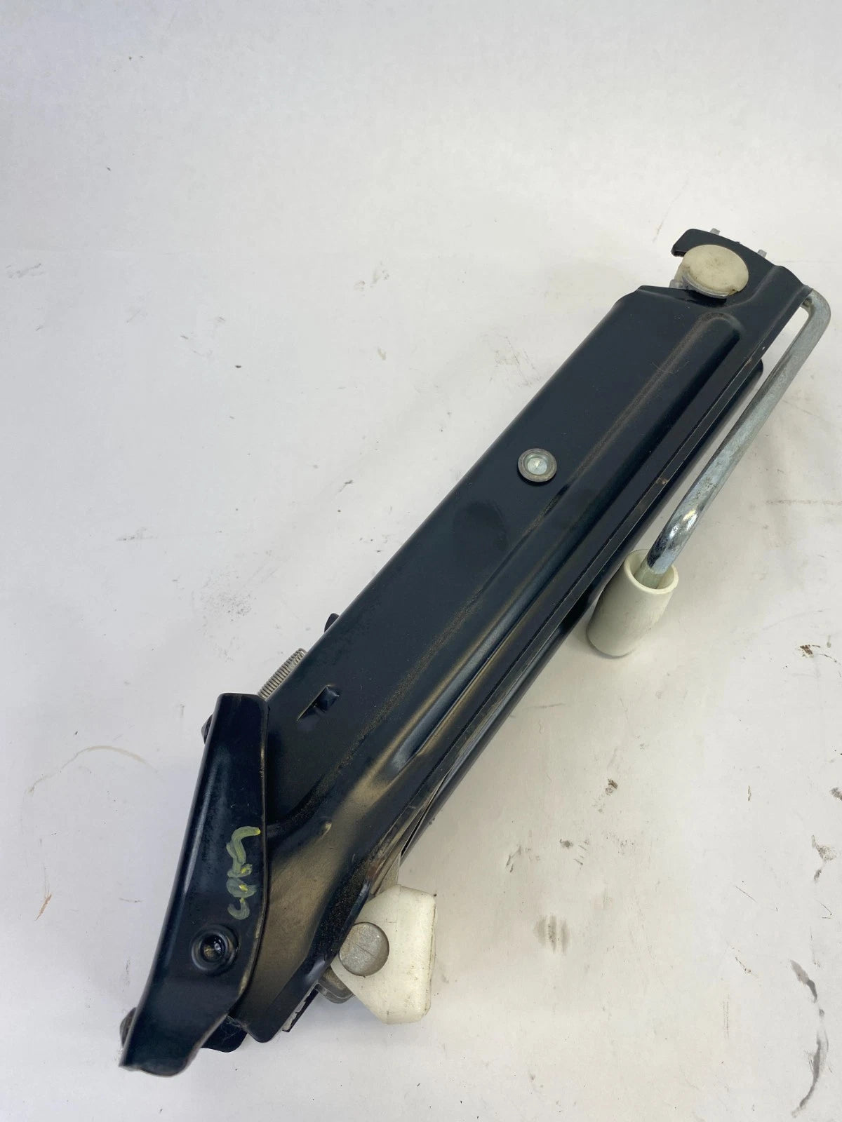 2003-2005 MERCEDES-BENZ C240 WAGON SPARE TIRE JACK & TOOL KIT W/ CASE OEM