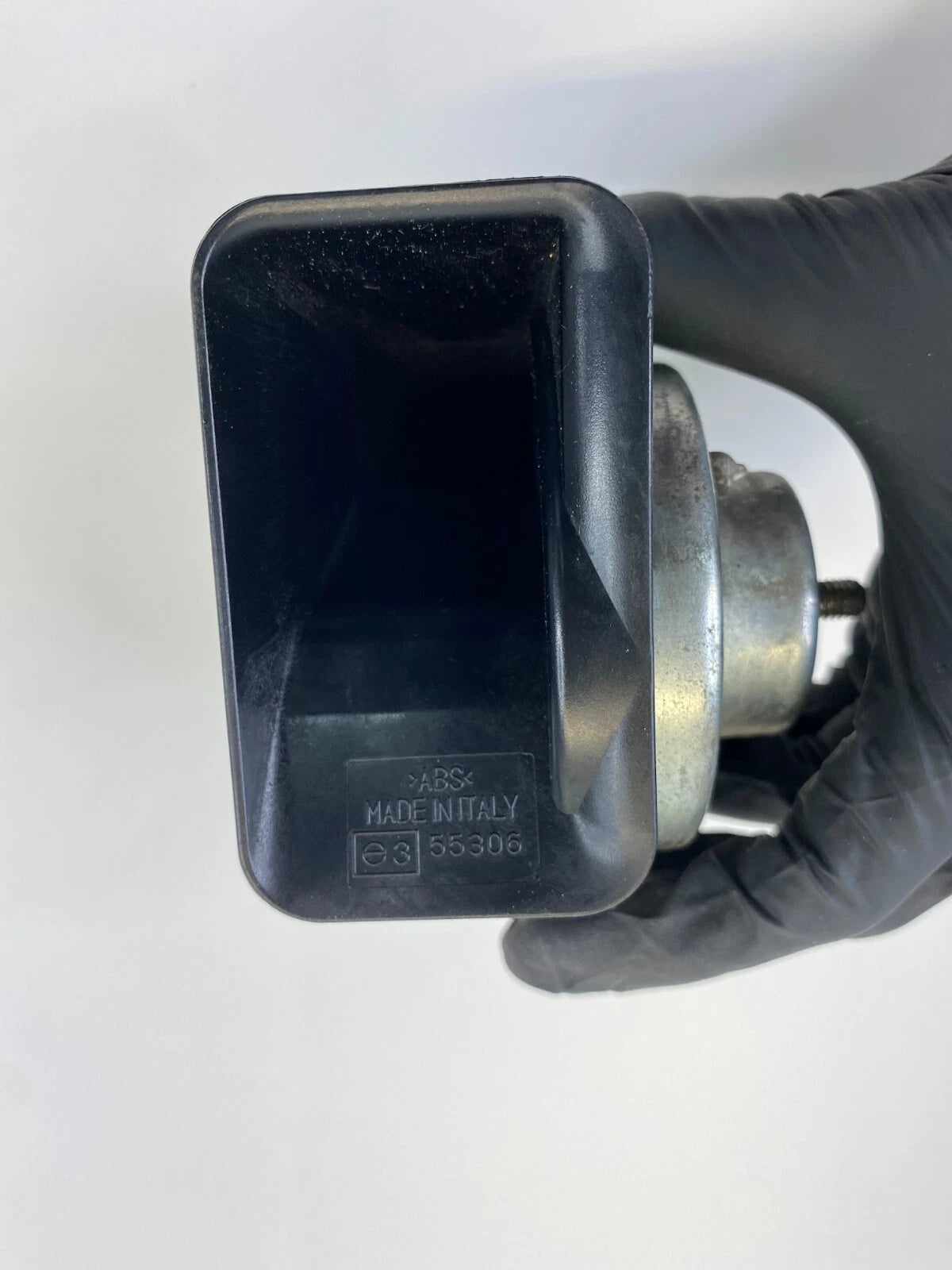 2003-2009 RANGE ROVER LOW NOTE ALARM SIGNAL HORN ASSEMBLY E355306 OEM
