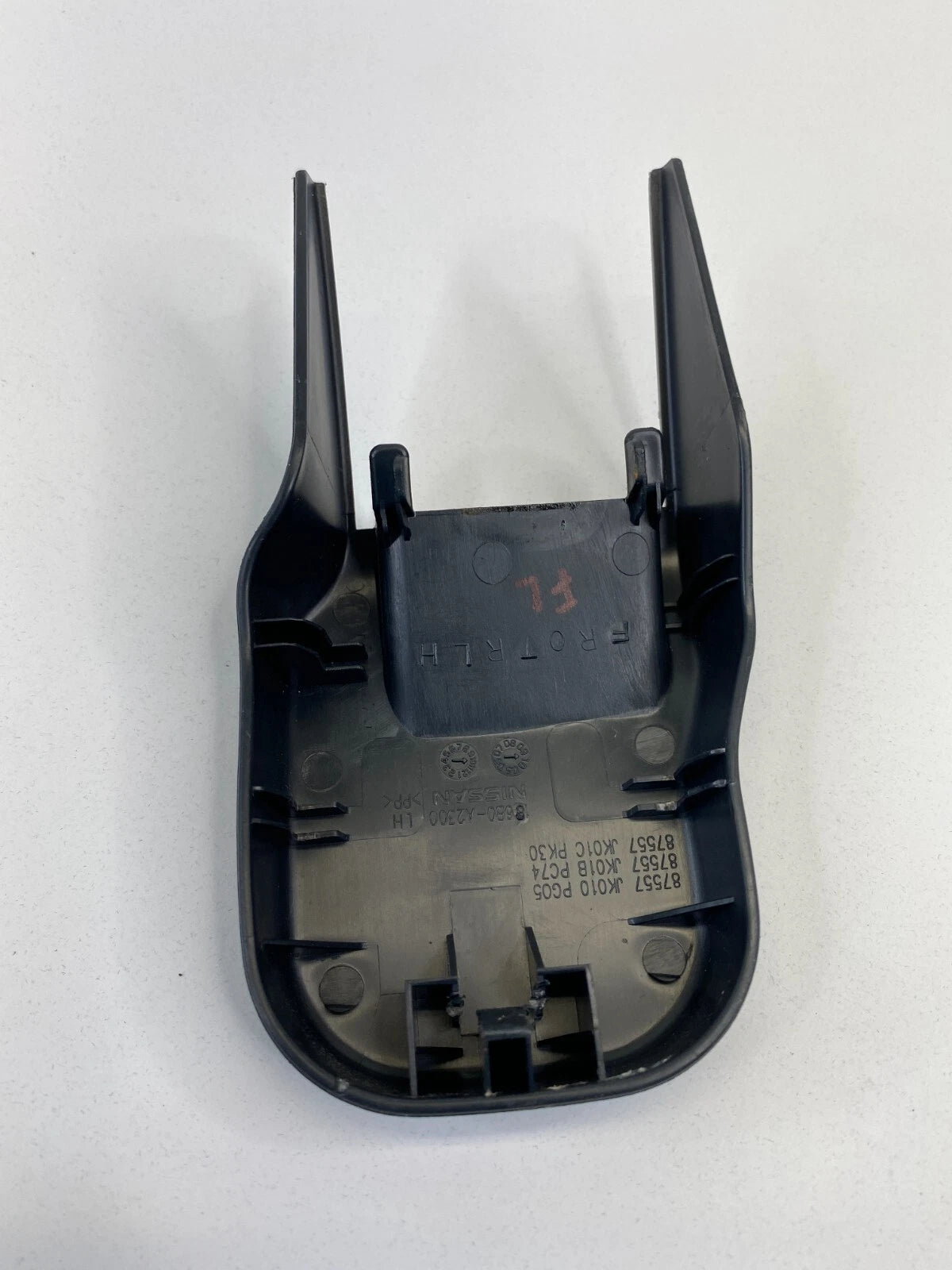 08-13 INFINITI G37 07 08 G35 FRONT LEFT SIDE SEAT TRACK COVER TRIM 87557JK01 OEM