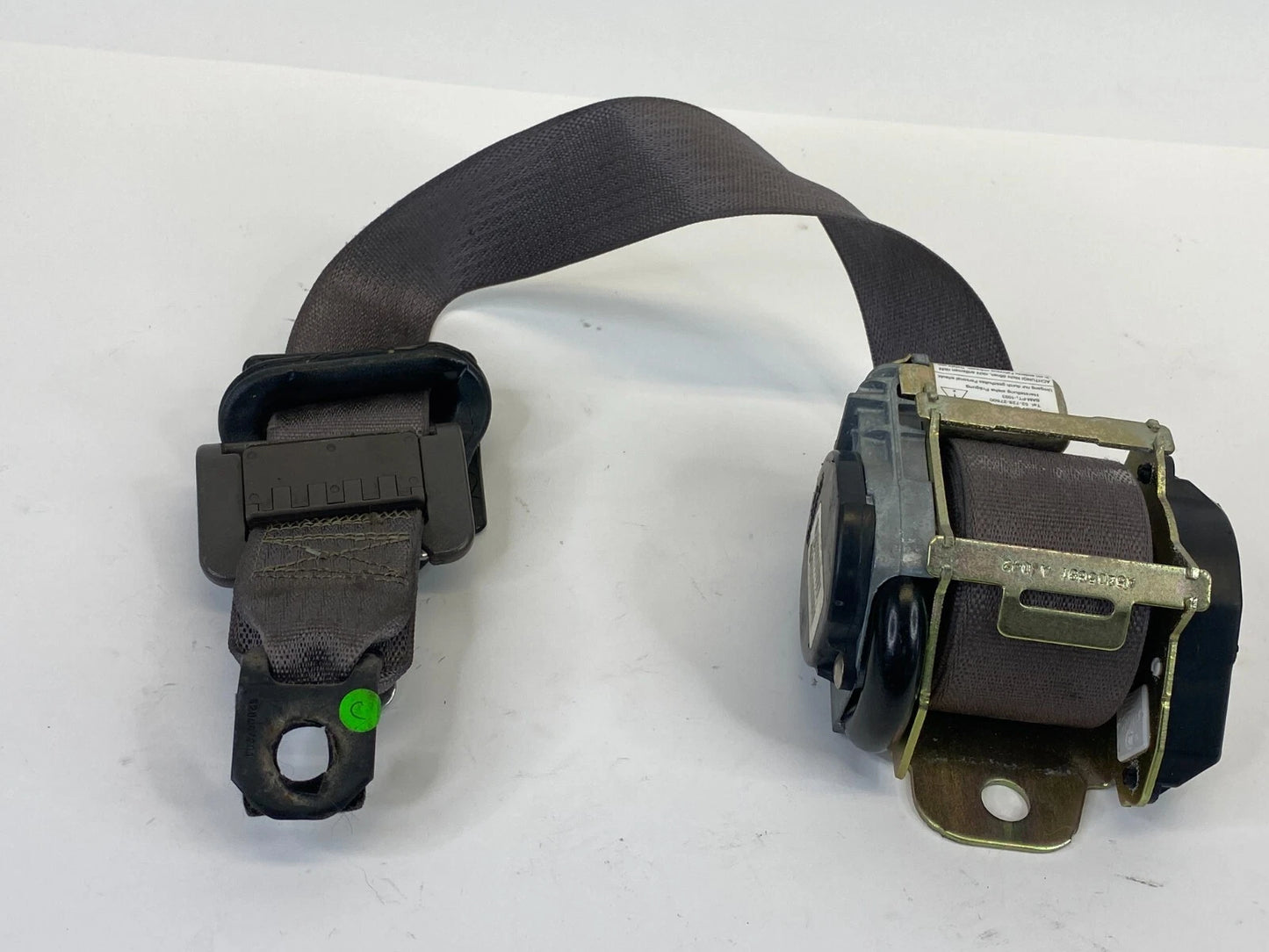 2002 02 CHRYSLER PT CRUISER WAGON FRONT RIGHT SEAT BELT RETRACTOR RL281L8AE OEM