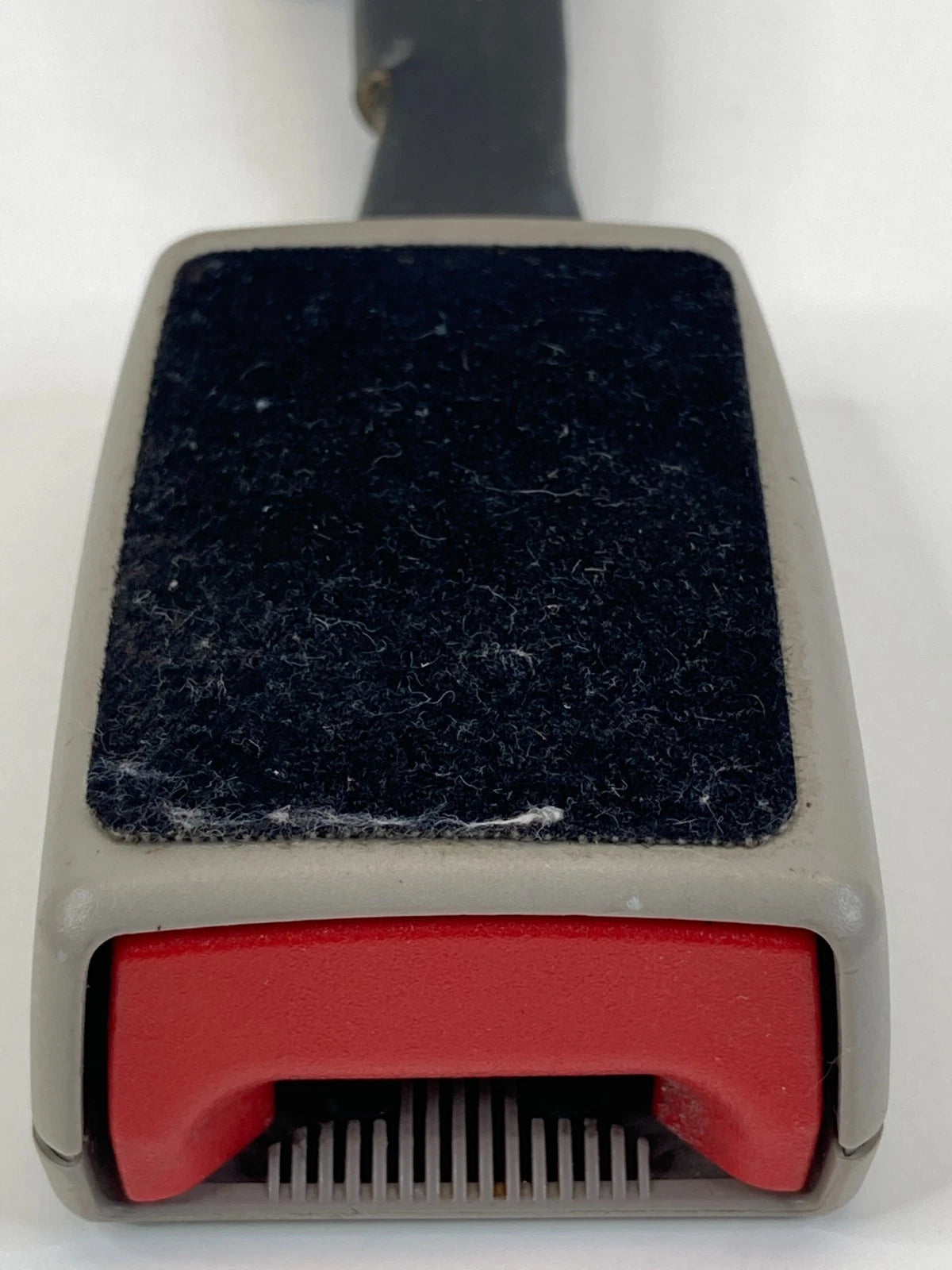 2013-2018 FORD C-MAX FRONT RIGHT PASSENGER SIDE SEAT BELT BUCKLE OEM