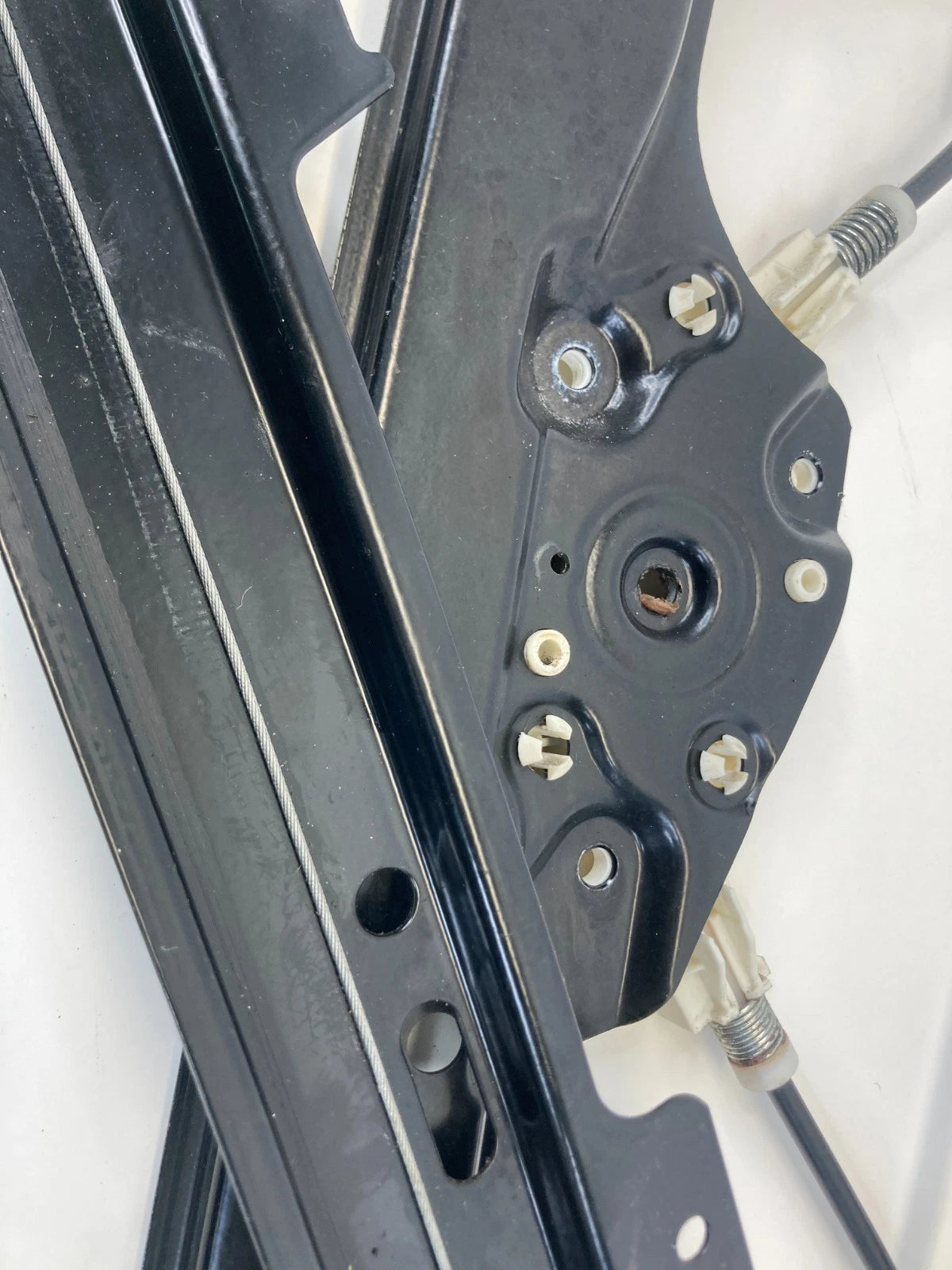 2004-2007 BMW 525I 530I SEDAN FRONT RIGHT SIDE POWER DOOR WINDOW REGULATOR