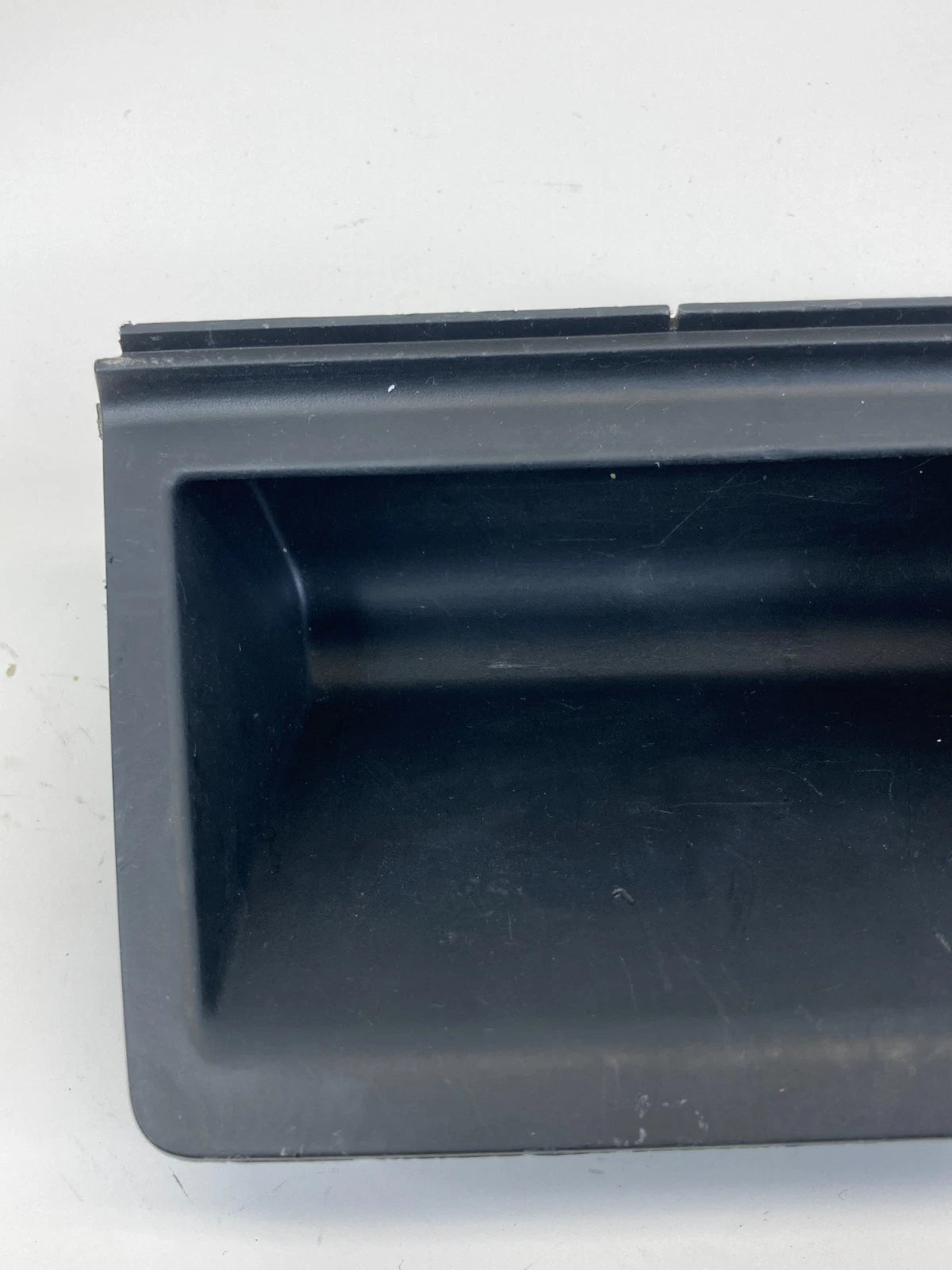 2008-2012 LAND ROVER LR2 CENTER CONSOLE STORAGE COMPARTMENT 6H52-1706B08-ADW OEM