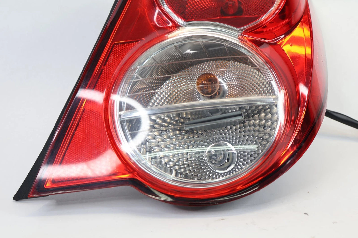 12-16 CHEVROLET SONIC SEDAN RIGHT PASSENGER SIDE TAIL LIGHT LAMP OEM 96830982