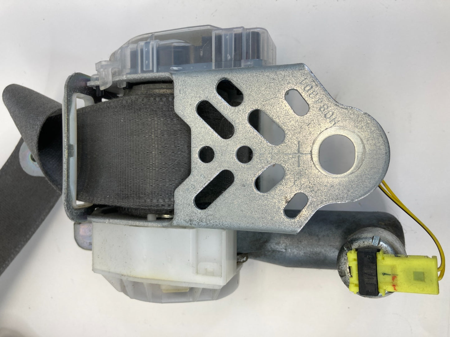 04-09 Toyota Prius Front Left Driver Side Seat Belt Retractor 7L8210-P OEM