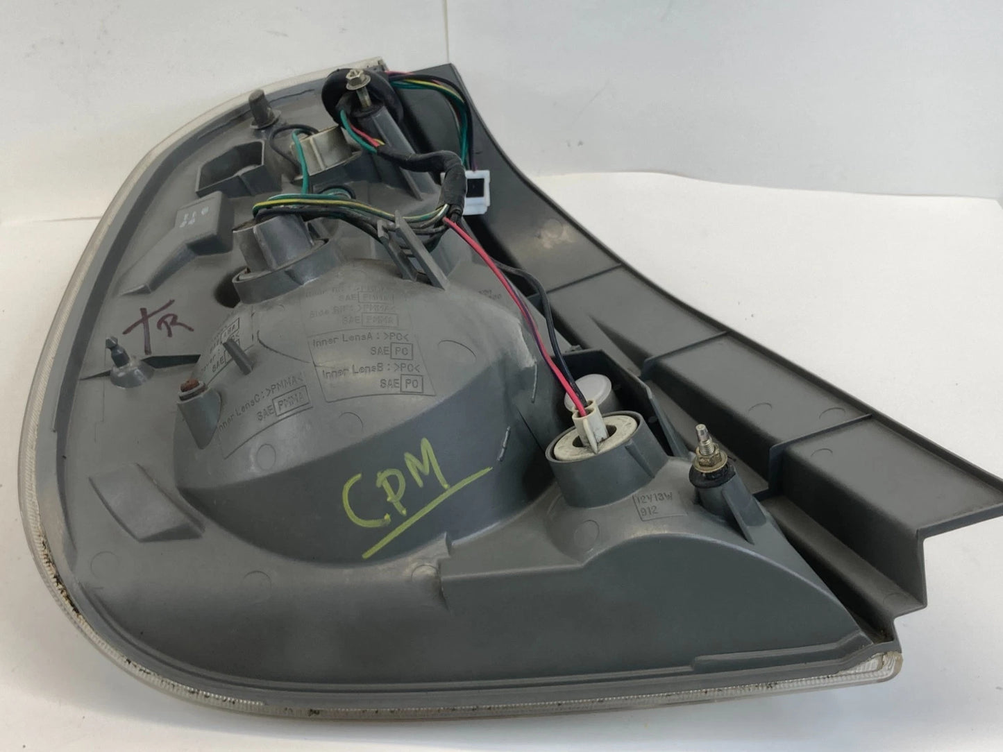 2005 2006 NISSAN ALTIMA SEDAN REAR RIGHT SIDE TAILLIGHT TAIL LAMP ASSY OEM