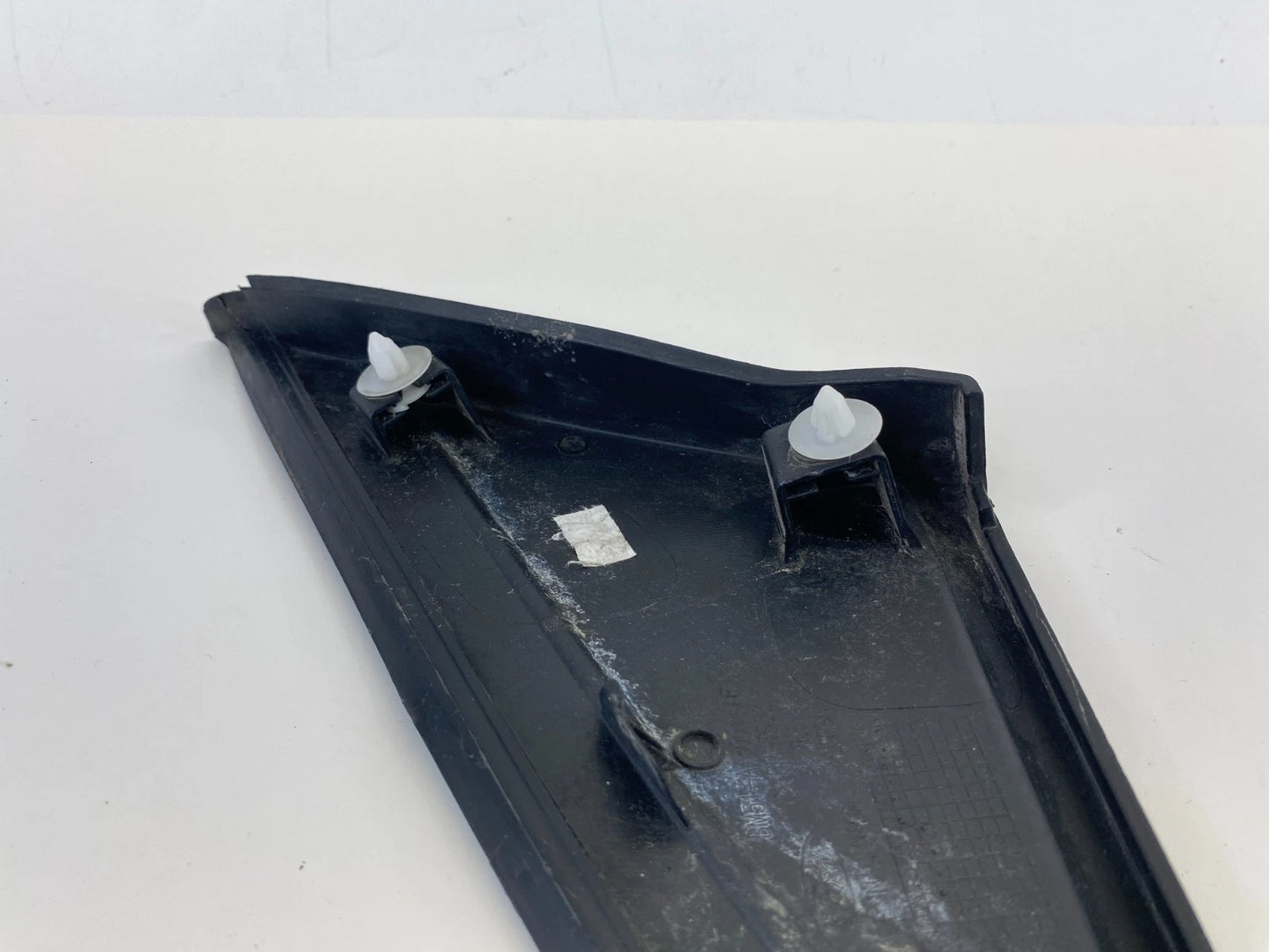 2012-2018 FORD FOCUS FRONT RIGHT SIDE UPPER FENDER MIRROR CORNER MOLDING TRIM