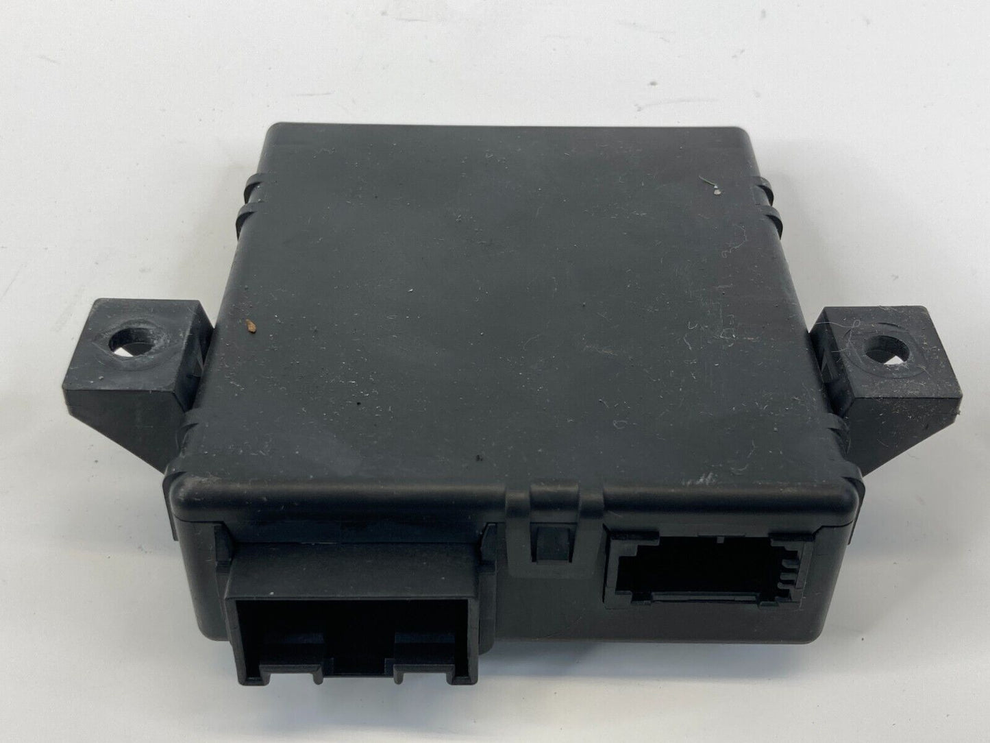 2009-2011 Audi A6 Quattro 3.0L V6 Gateway Control Module Unit 4F0-907-468-F OEM