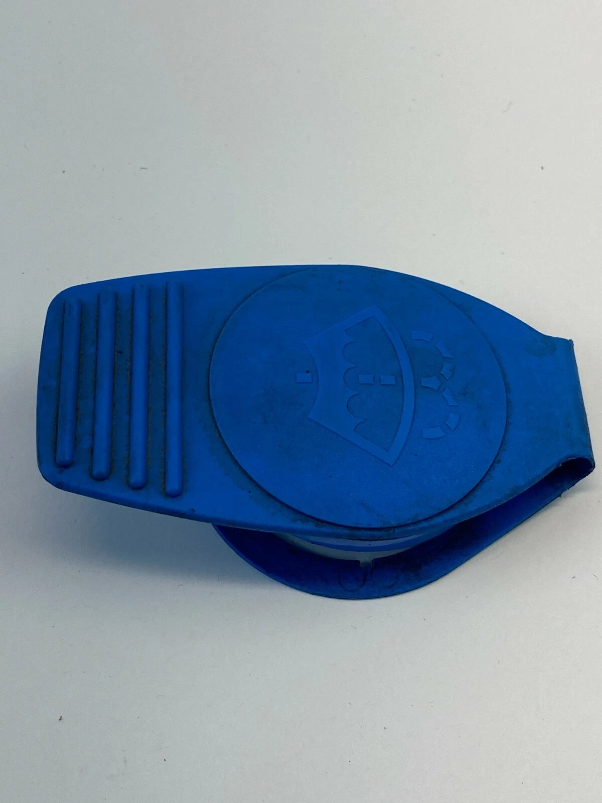 1996-2005 AUDI A4 A4 QUATTRO WINDSHIELD WASHER FLUID RESERVOIR CAP 8D0-955-455
