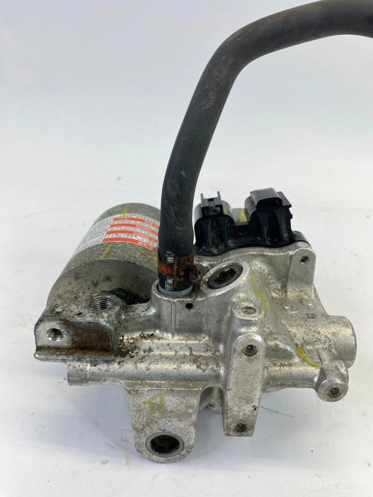 2010-2015 TOYOTA PRIUS ABS BRAKE BOOSTER PUMP ACCUMULATOR OEM 47070-47050