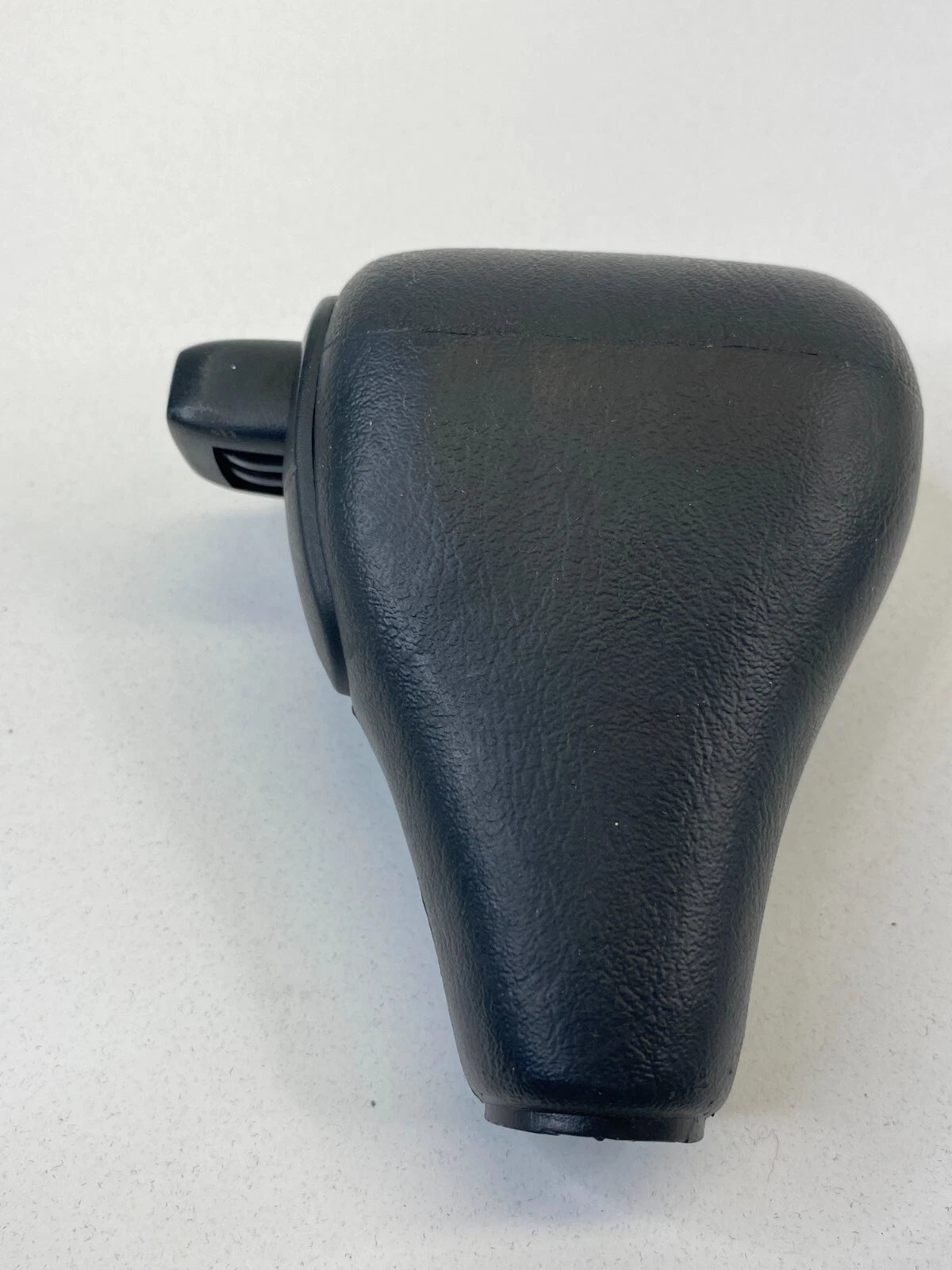 1997 FORD ESCORT AUTOMATIC TRANSMISSION FLOOR GEAR SHIFT KNOB SHIFTER HANDLE