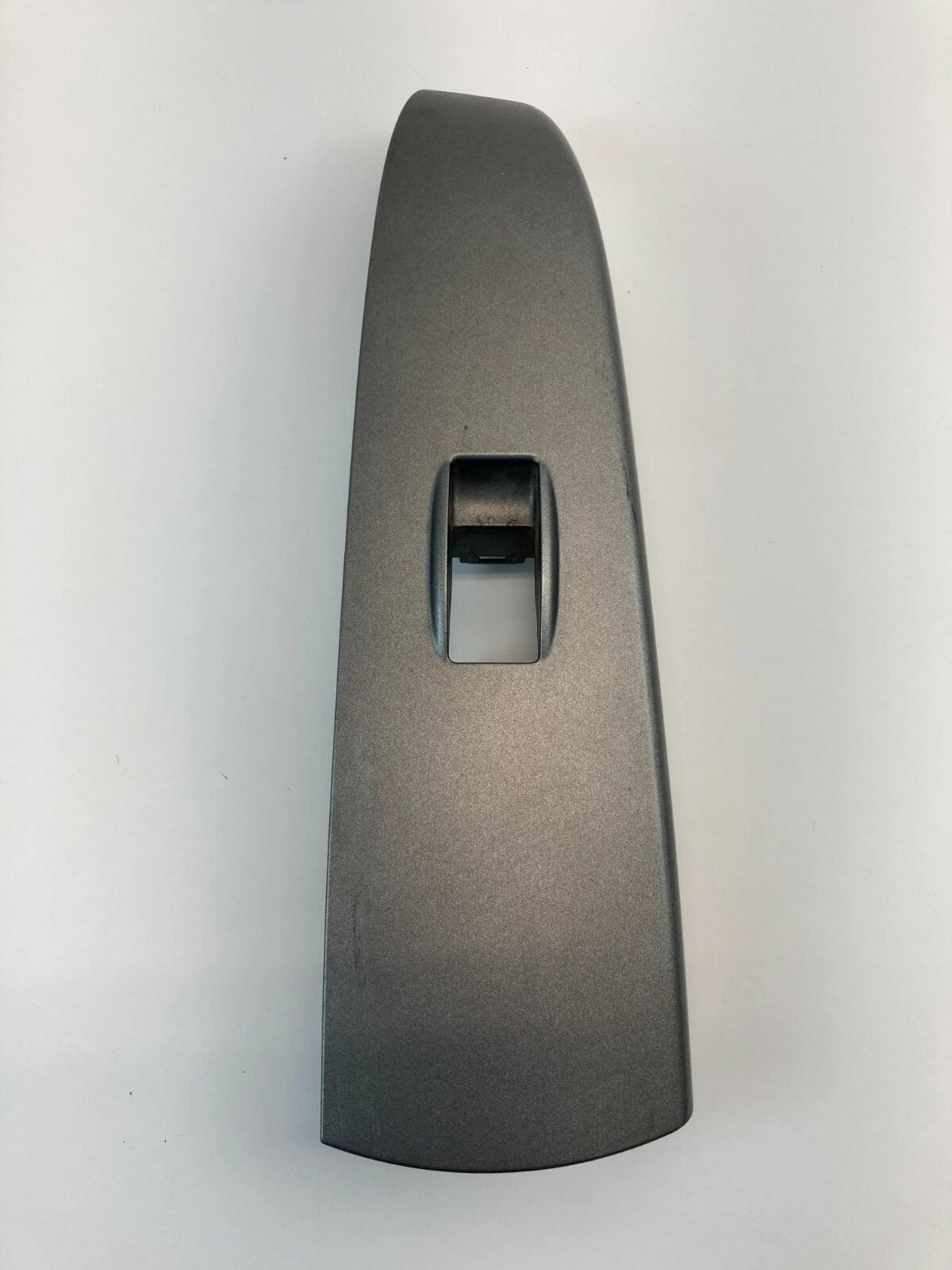 04-09 TOYOTA PRIUS REAR LEFT DOOR WINDOW CONTROL SWITCH COVER OEM 74272-47051