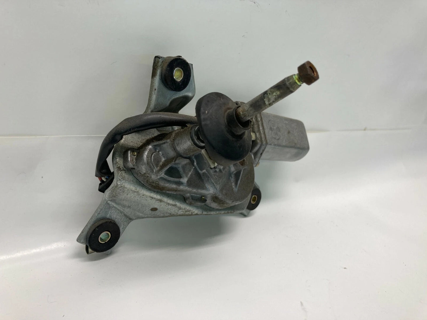 97-04 MITSUBISHI MONTERO SPORT REAR WINDSHIELD BACK GLASS WIPER MOTOR WM412091S