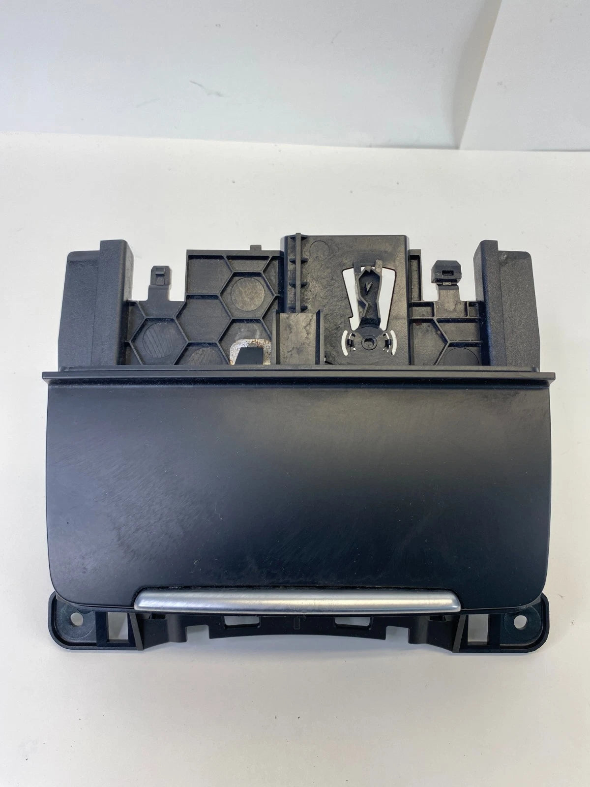 2008-2017 AUDI A5 QUATTRO CENTER CONSOLE ASHTRAY STORAGE 8K0-857-951 OEM