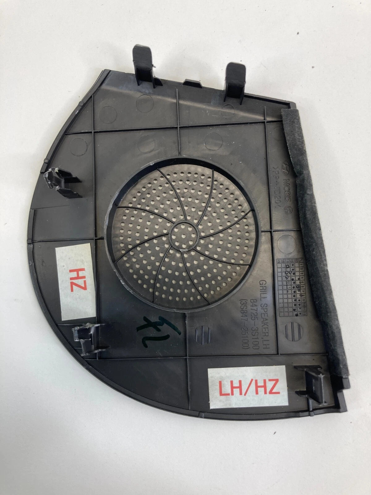 2011-2014 HYUNDAI SONATA DASH LEFT SIDE SPEAKER COVER TRIM BEZEL 84725-3S100 OEM