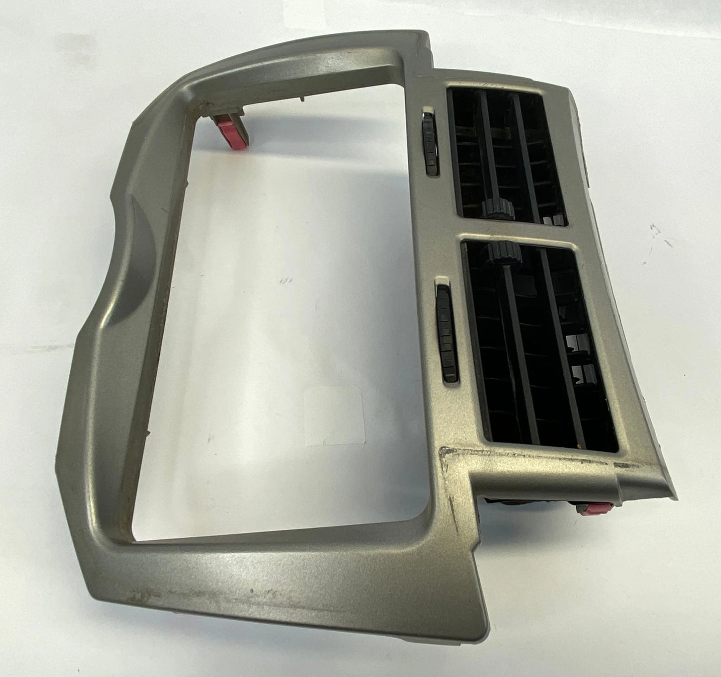 2009-2011 TOYOTA YARIS CENTER DASH RADIO BEZEL TRIM W/ AIR VENTS OEM 55405-52580