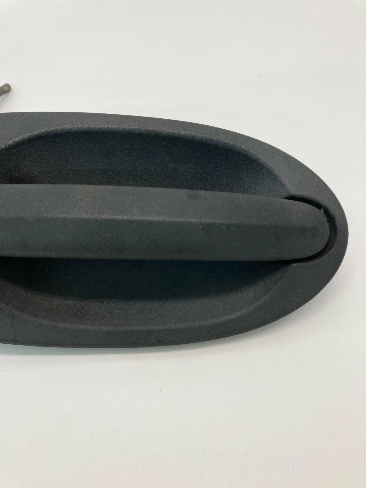 2004 2005 FORD FREESTAR FRONT RIGHT PASSENGER OUTSIDE EXTERIOR DOOR HANDLE ASSY