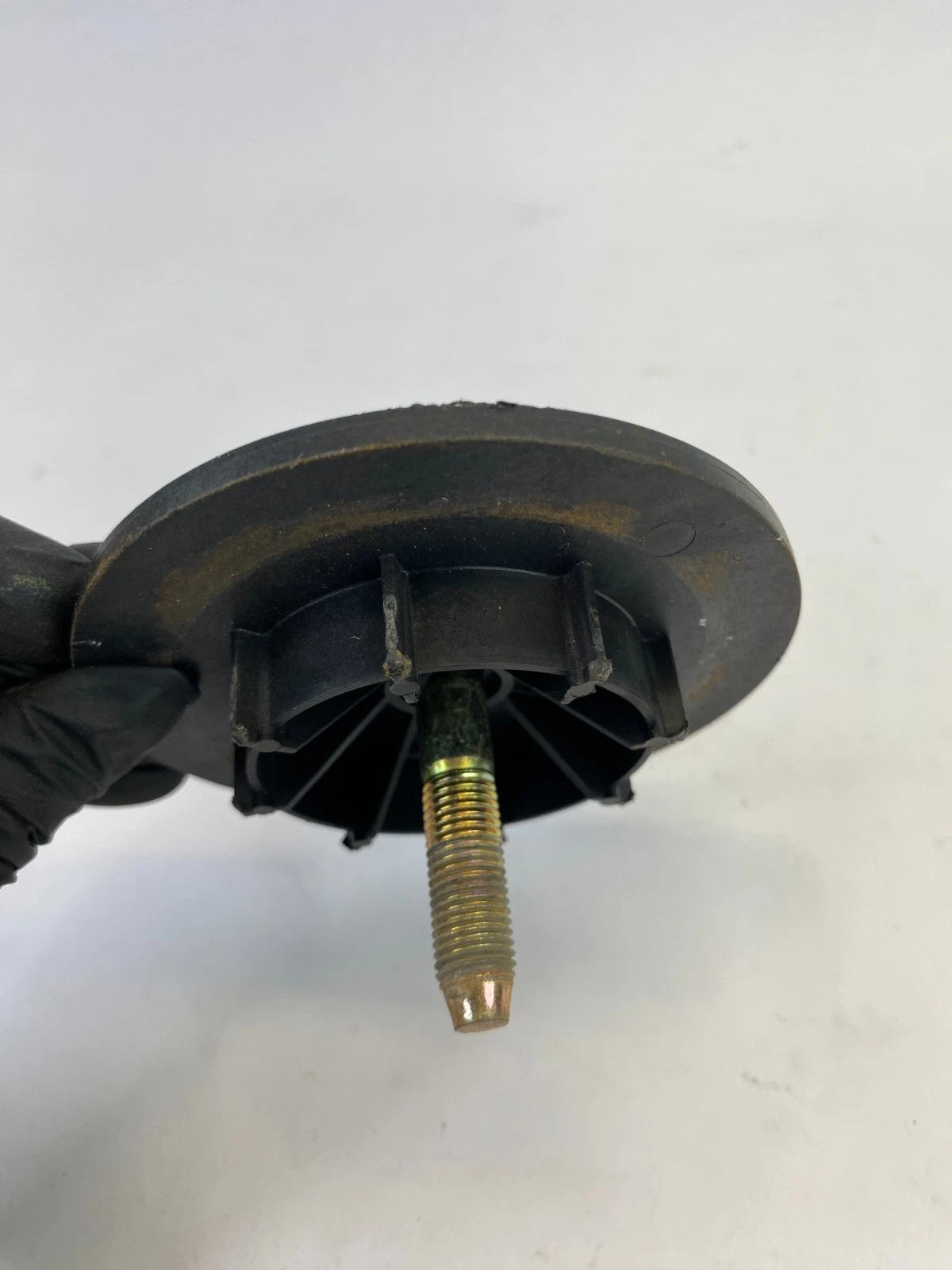 2000-2005 MITSUBISHI ECLIPSE TRUNK SPARE TIRE HOLD HOLDER DOWN SCREW RETAINER