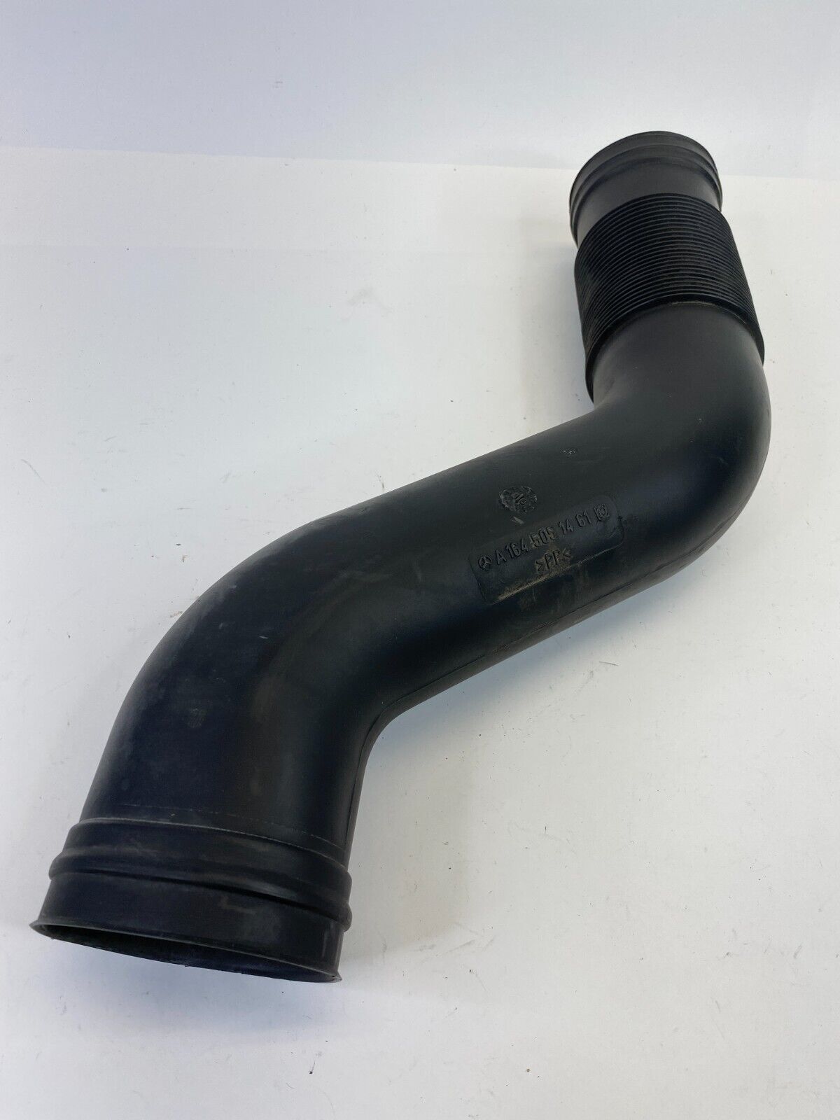 06-12 Mercedes-Benz ML350 3.5L Right Air Intake Duct Tube Pipe Hose A1645051461