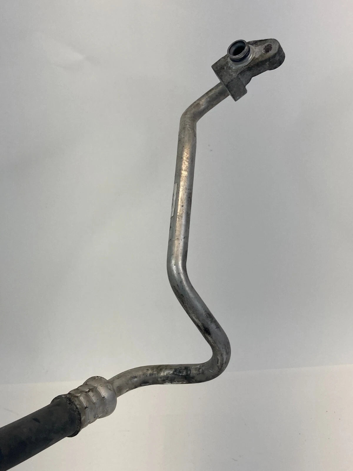 2004-2009 CADILLAC SRX BASE A/C REFRIGERANT DISCHARGE LINE HOSE TUBE 25735204