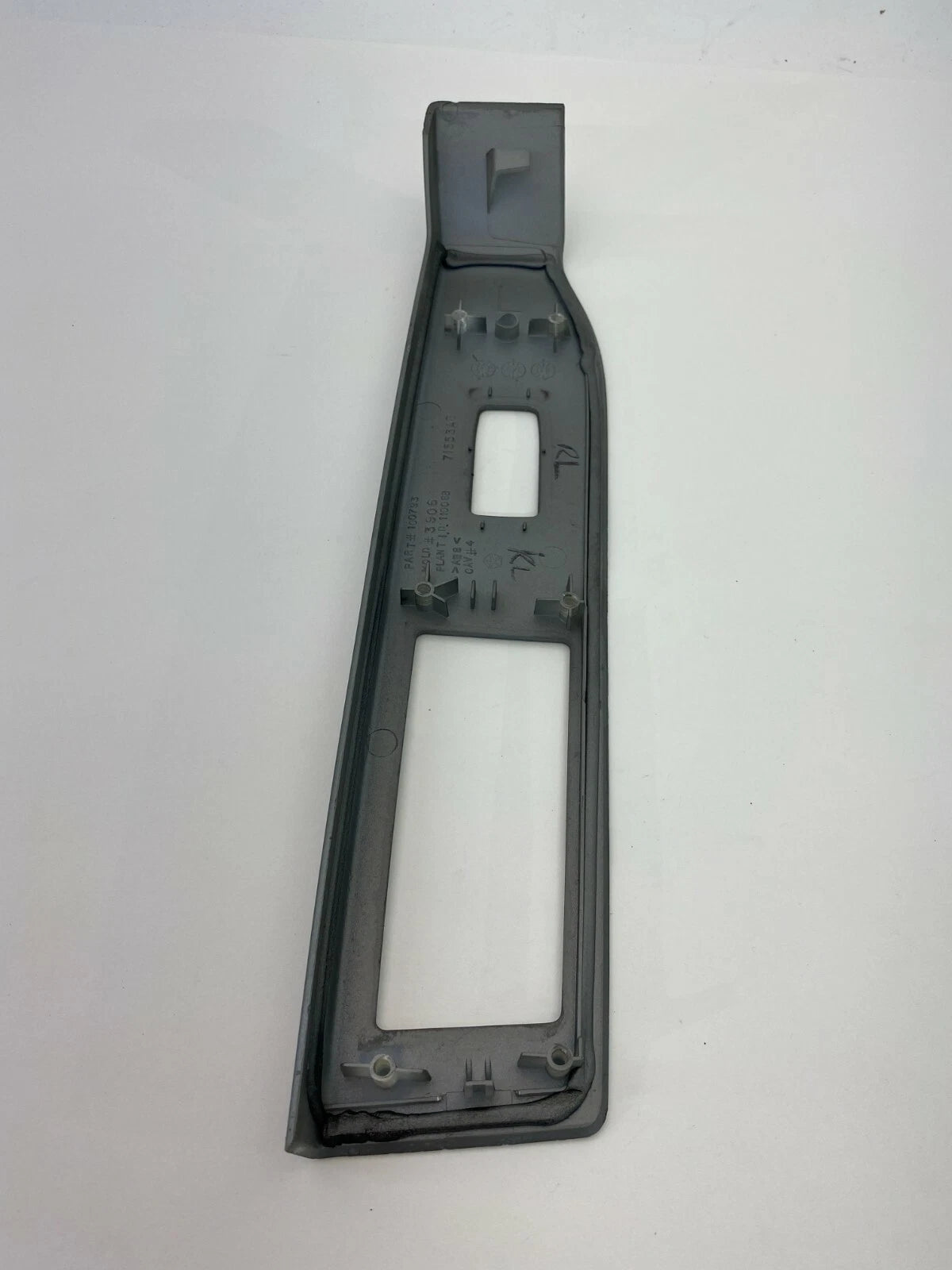 2007-2010 JEEP PATRIOT REAR LEFT SIDE WINDOW SWITCH BEZEL TRIM PANEL 71553AB OEM