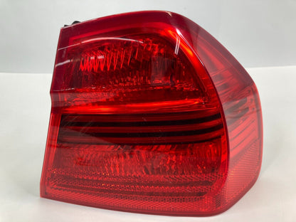 2006 BMW 330i Sedan Right Passenger Side Tail Light Outer Tail Lamp 716195625