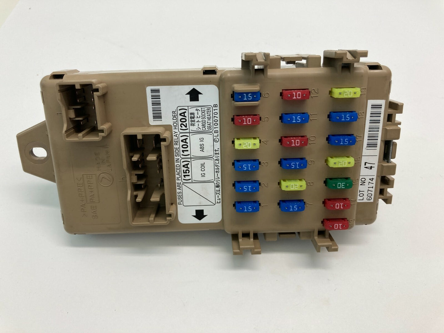 2002-2007 Subaru Impreza Outback 2.5L Dash Left Driver Fuse Junction Block Box