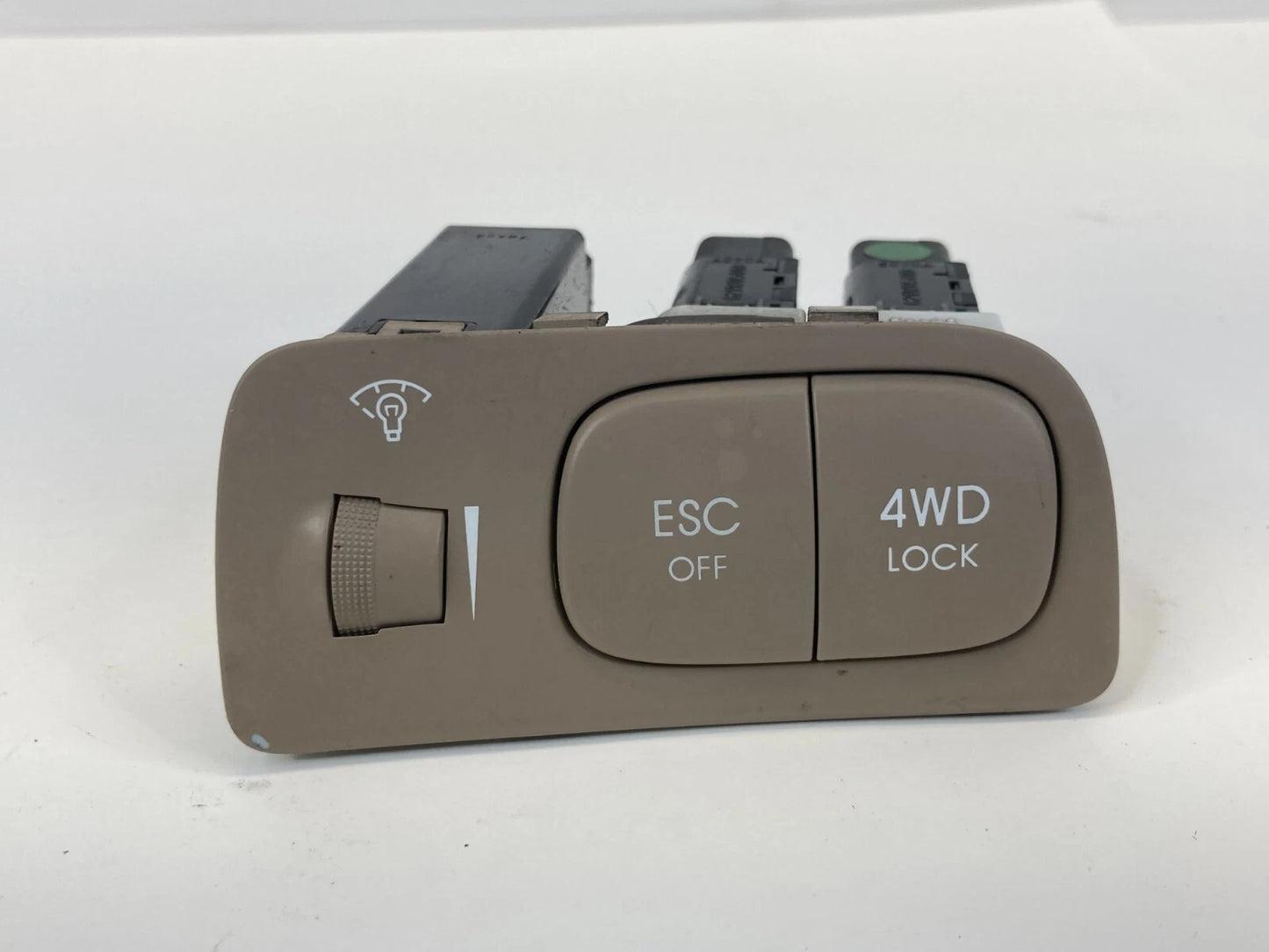 2005-2010 KIA SPORTAGE 14-18 FORTE DIMMER ESC OFF 4WD LOCK CONTROL 621W05010 OEM