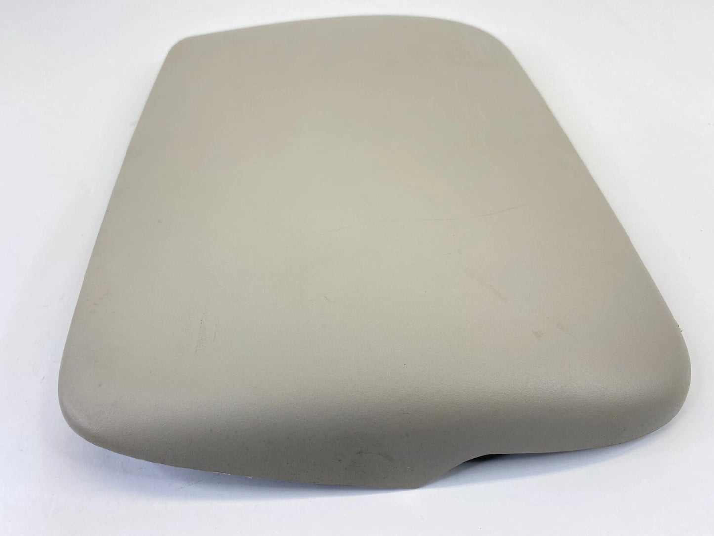 2014-2019 FORD FIESTA SEDAN THIRD BRAKE LAMP STOP LIGHT COVER TRIM AE83-13N408-A