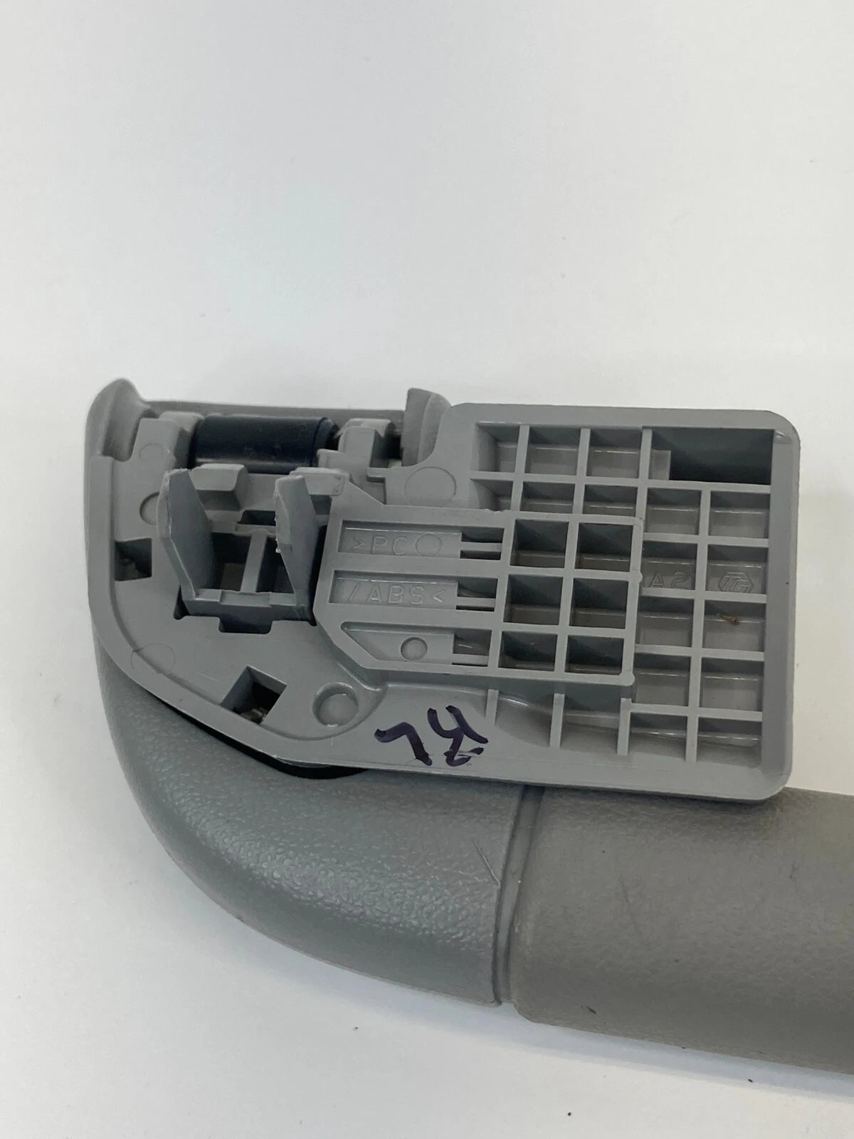 07 08 09 10 11 TOYOTA CAMRY REAR LEFT SIDE ROOF INNER GRAB GRIP ASSIST HANDLE