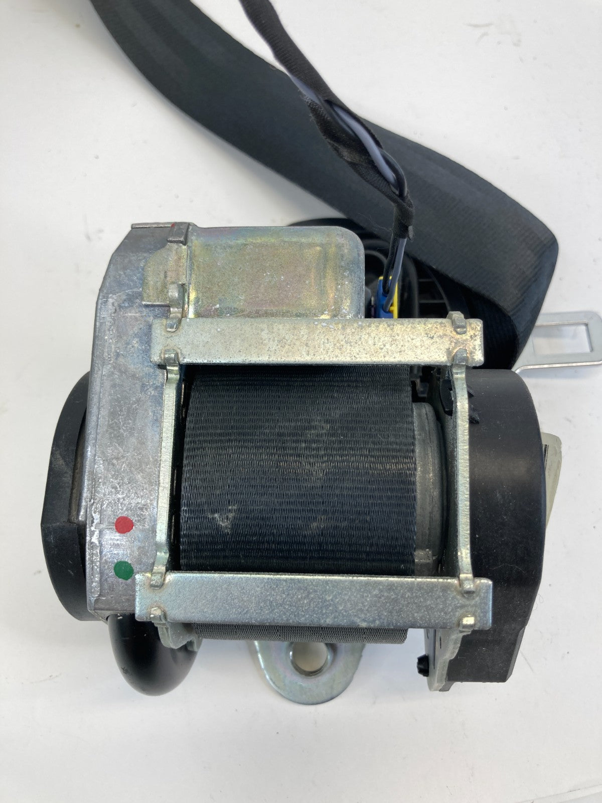 2009-2017 Volkswagen CC Front Right Seat Belt Retractor Assembly 3C1-857-706-M