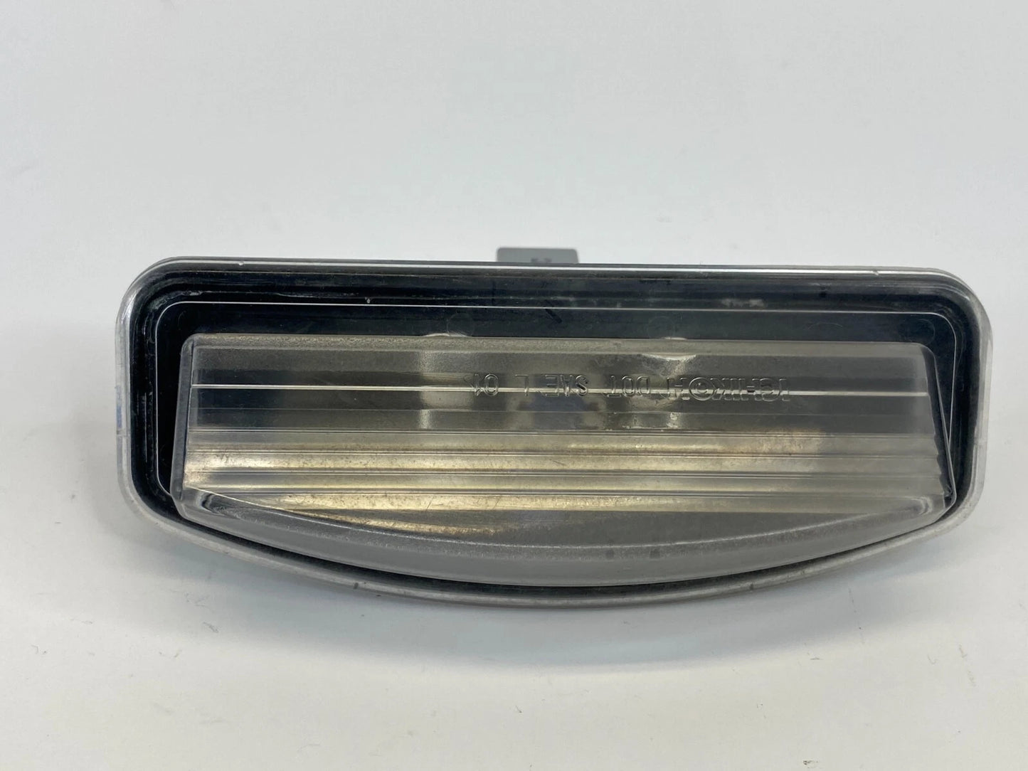 2004 05 06 07 2008 NISSAN MAXIMA REAR LICENSE PLATE LIGHT LAMP ASSEMBLY