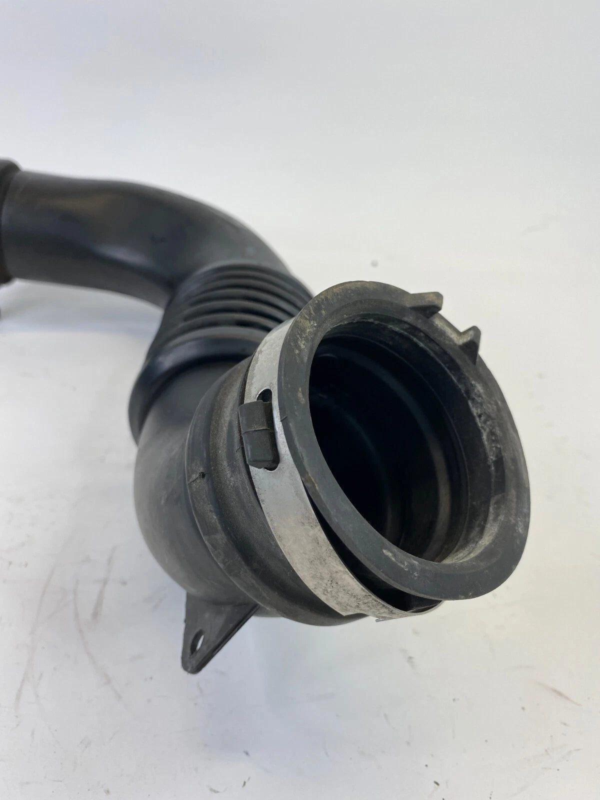 2007-2012 DODGE CALIBER 2.0L AIR INTAKE CLEANER HOSE DUCT OEM FACTORY 04891621AC