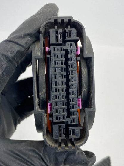 2010-2013 Suzuki SX4 2.0L L4 AT 4WD ABS Anti Lock Brake Pump Connector Plug OEM