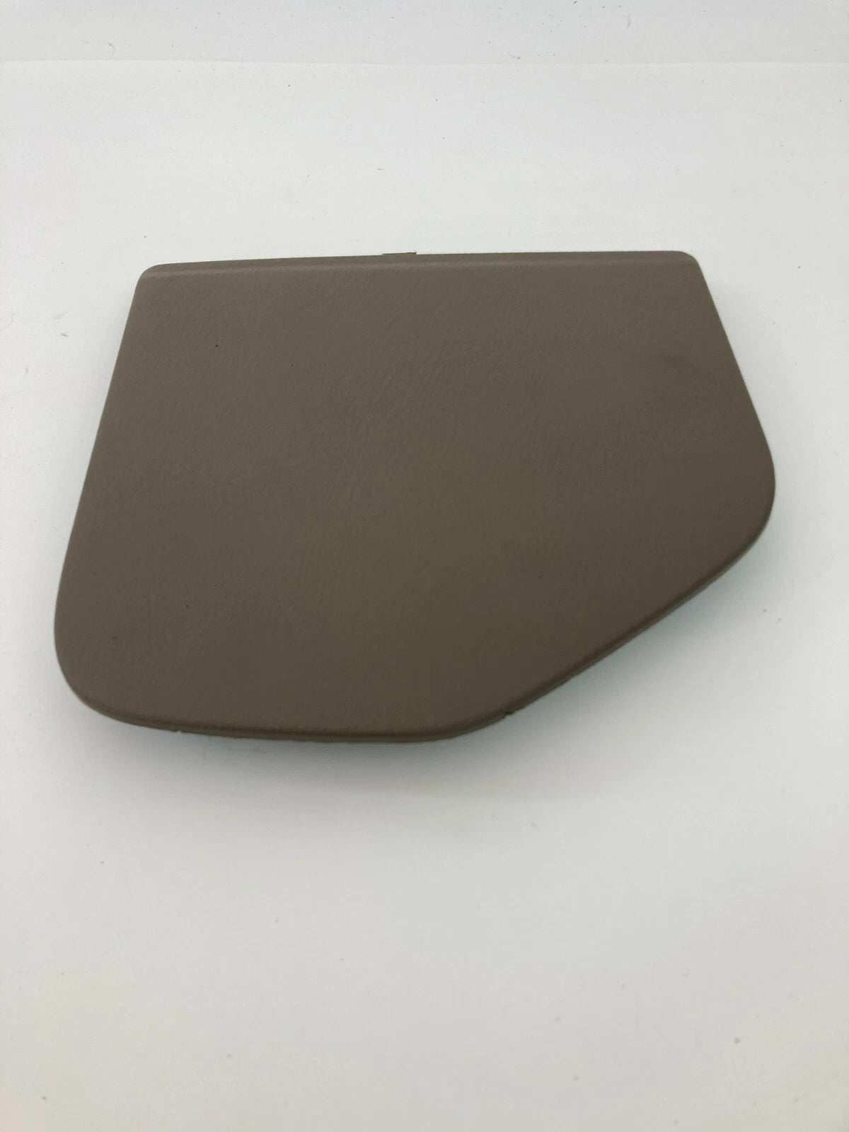 2003 2004 ISUZU ASCENDER FRONT RIGHT PASSENGER SIDE ACCESS COVER END PANEL TRIM