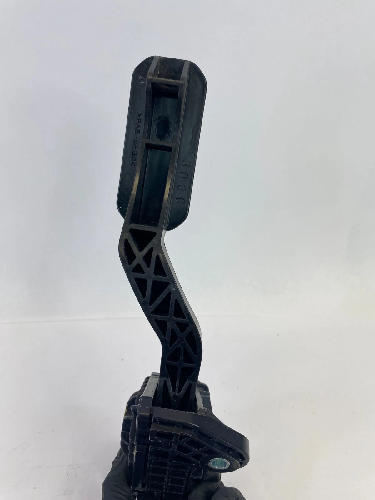 2007-2009 LEXUS RX350 04-09 RX330 GAS ACCELERATOR PEDAL TRAVEL SENSOR 7812008020