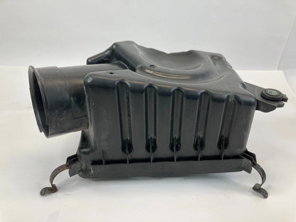 2005-2010 KIA SPORTAGE 2.7L V6 AIR CLEANER INTAKE BOX LOWER CASE OEM 281122E000
